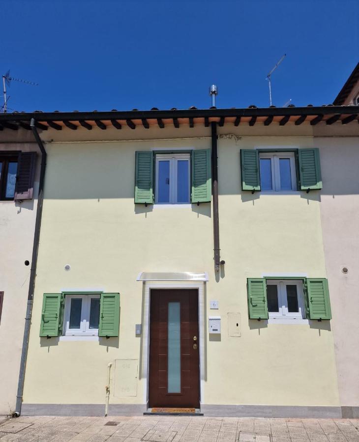 Casina Elena - Viareggio Centro Villa Exterior photo